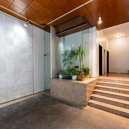 Apartment Guesthost - In The Centre Near The Station!