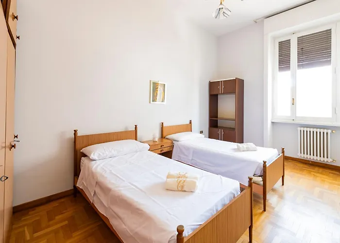 Διαμέρισμα Guesthost - In The Centre Near The Station!